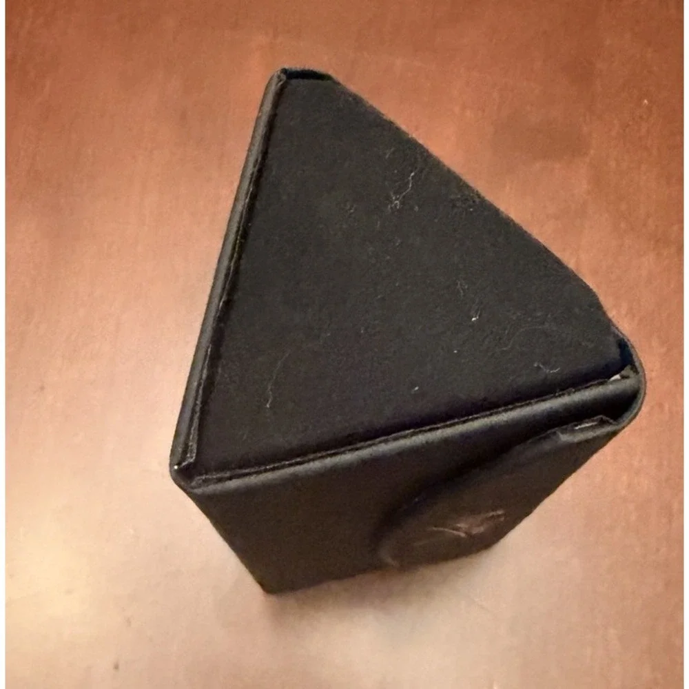 Maui Jim Folding Triangle Hard Black Magnetic Close Sunglasses Glasses CASE ONLY